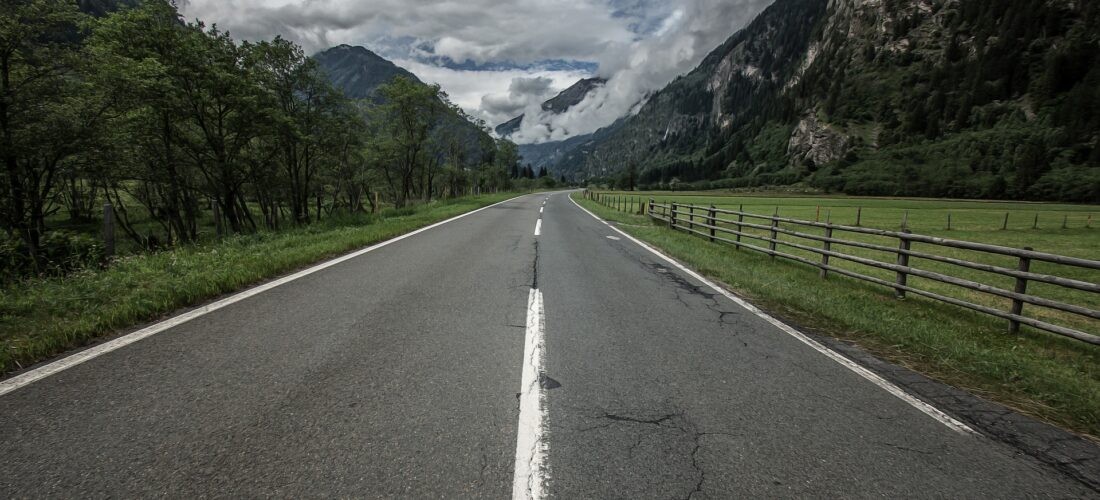 Masy zalewowe a trwałość nawierzchni ? jak dobrać produkt do rodzaju uszkodzeń?